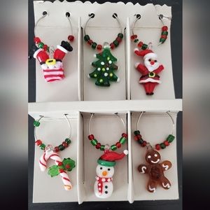 Christmas 🎄 Glass Wine 🍷  Charms (Set of 6)